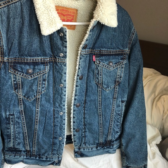 🍵 2 for $150 🍵 NEW Levi’s Sherpa denim jacket - Picture 5 of 9